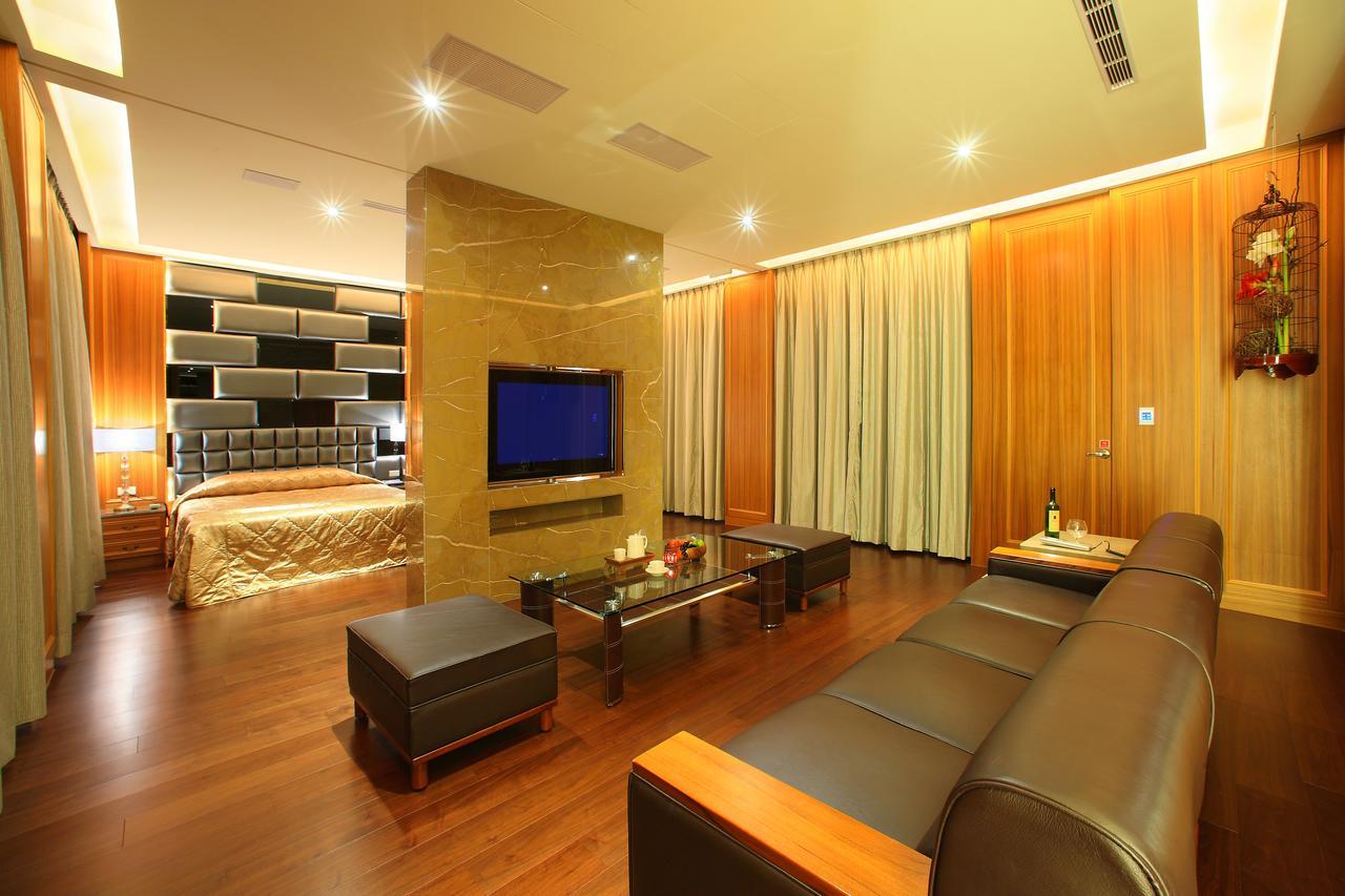 Spring Hotel Taichung Eksteriør bilde