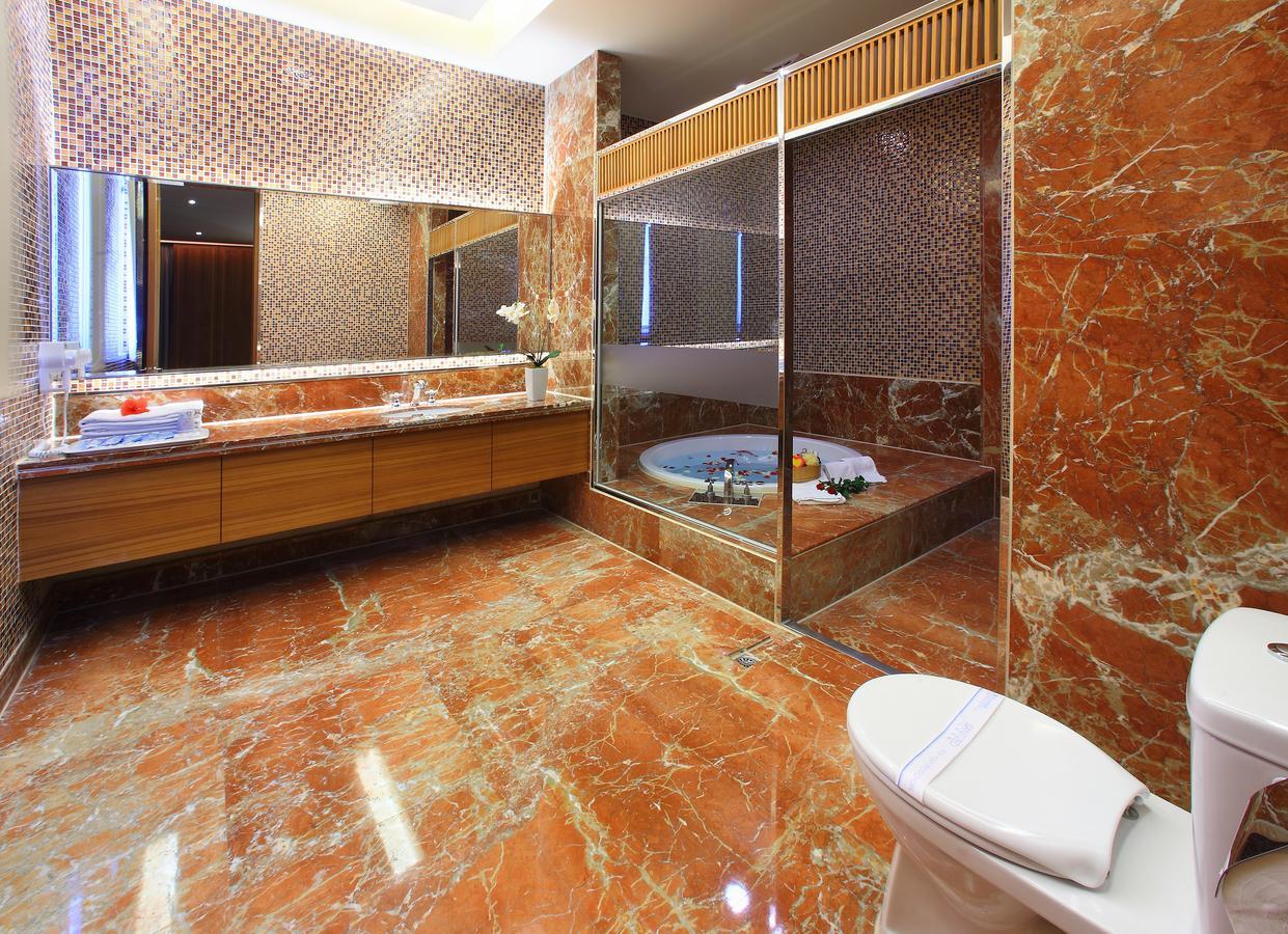 Spring Hotel Taichung Eksteriør bilde