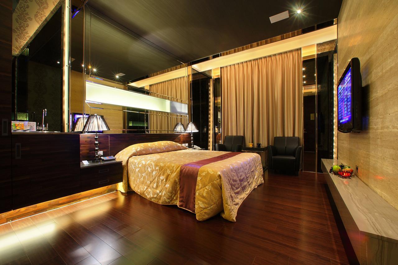 Spring Hotel Taichung Eksteriør bilde