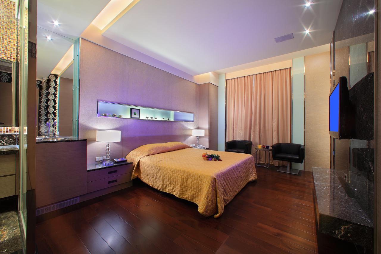 Spring Hotel Taichung Eksteriør bilde